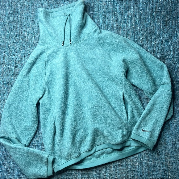 Nike Therma Fleece Funnel Neck Pullover Sweatshirt in Teal Blue - Picture 4 of 10
